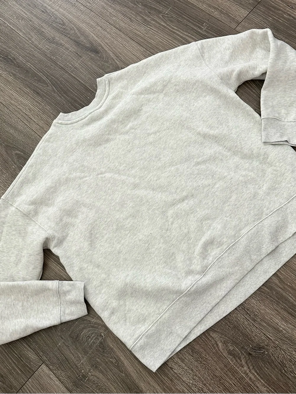 Wild Fable Women’s Oversized Sweatshirt - Picture 5 of 5